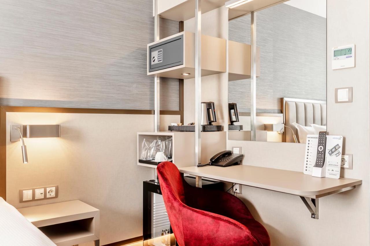 Großes Zweibettzimmer