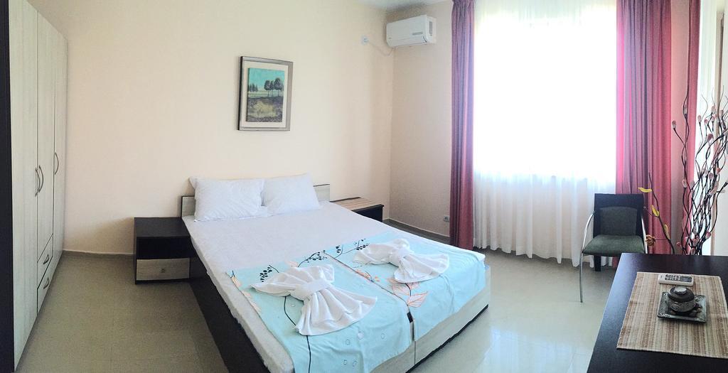 Villa 2,332484379:JPEG