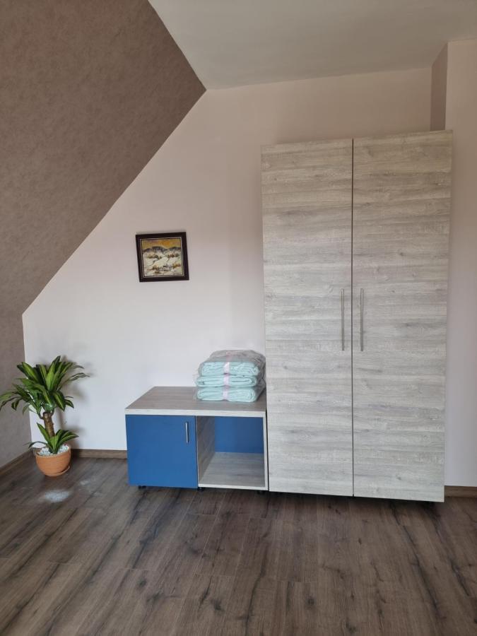 Suite de 1 dormitorio con balcón