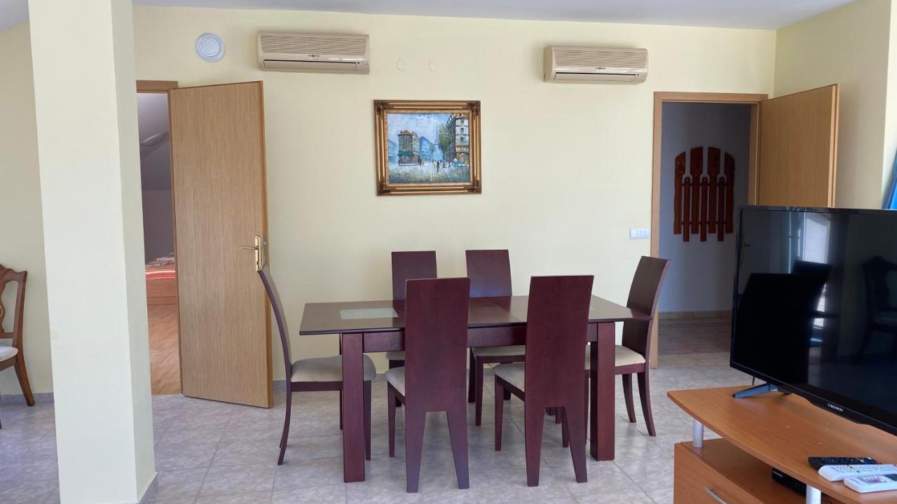 Deluxe Apartment,1425395071:JPEG