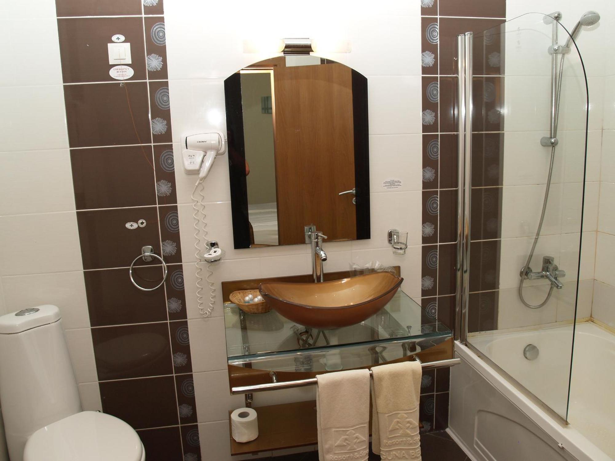 Family Room,1586826201:JPEG