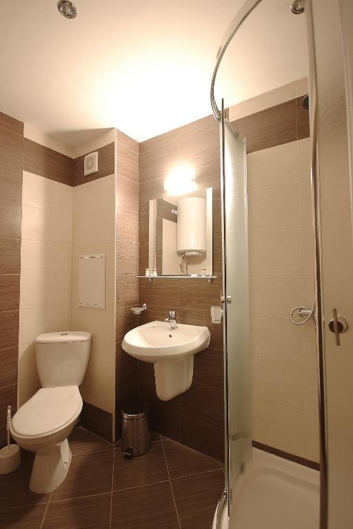 Studio with Balcony (2 Adults + 1 Child),1130553402:JPEG