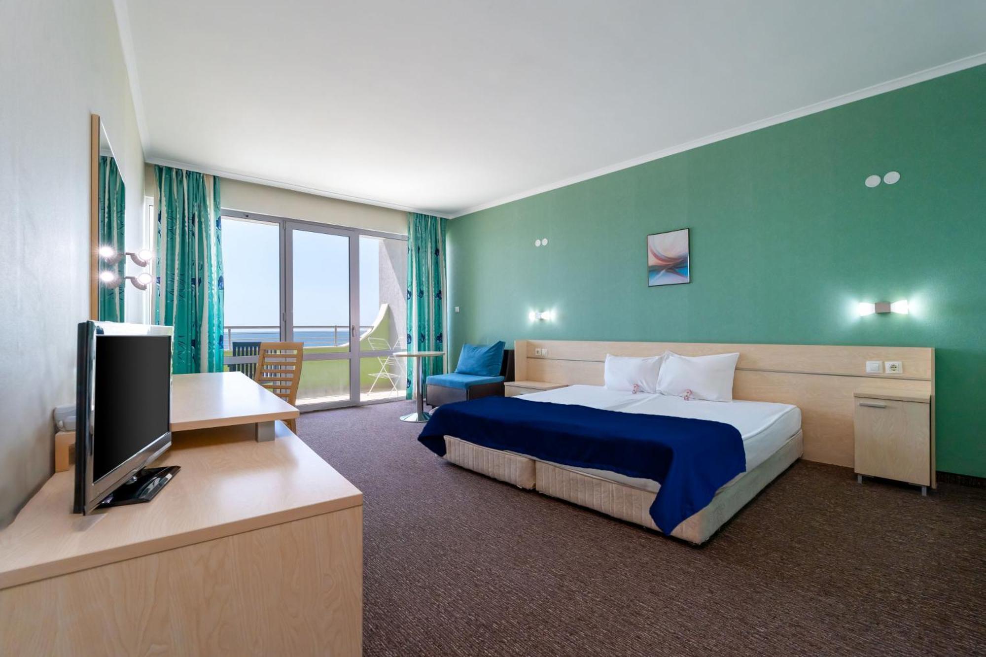 Double or Twin Room with Balcony - Free Beach Access