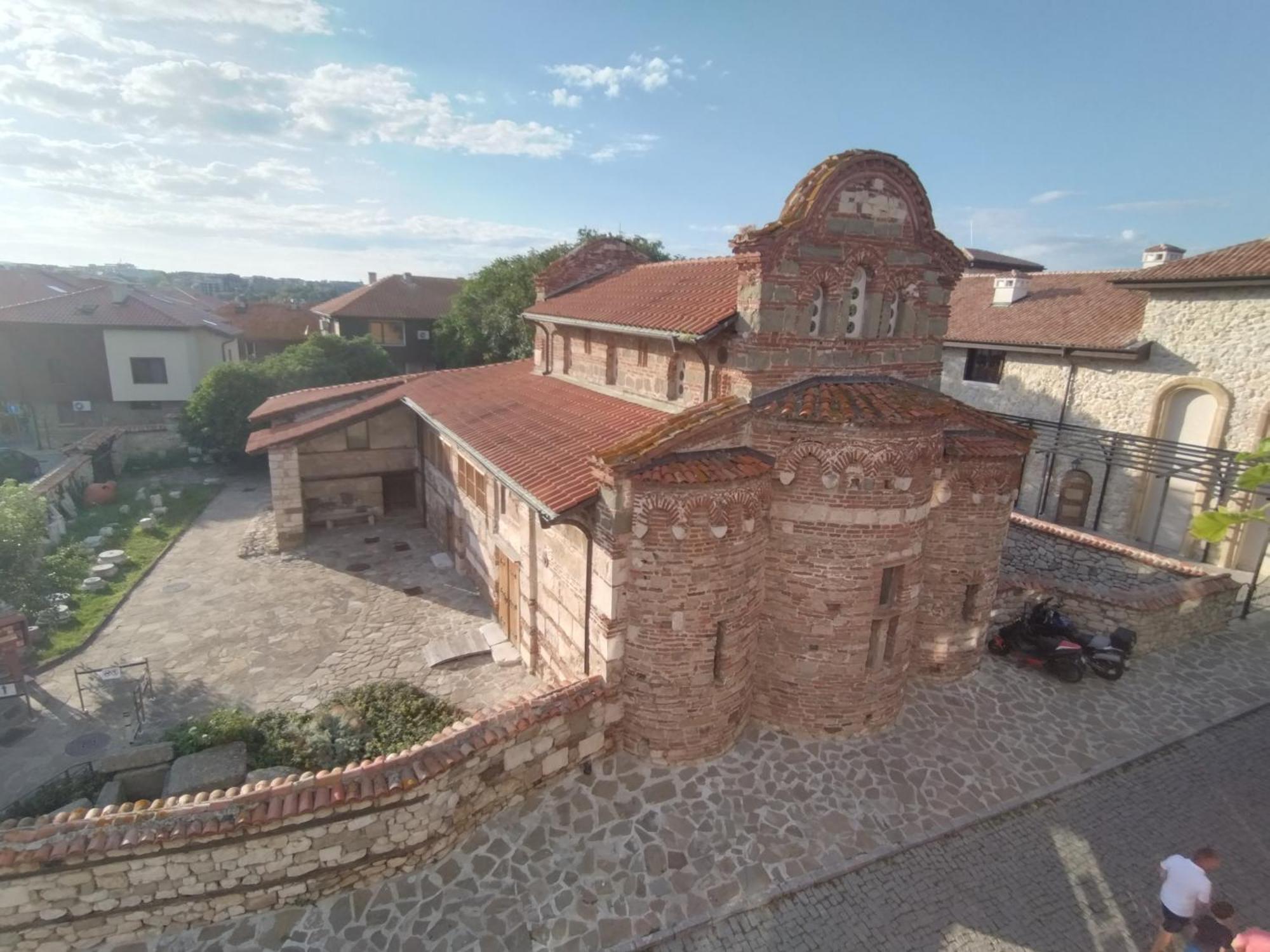 Deluxe Double Room with Balcony and Sea View,1649894181:JPEG