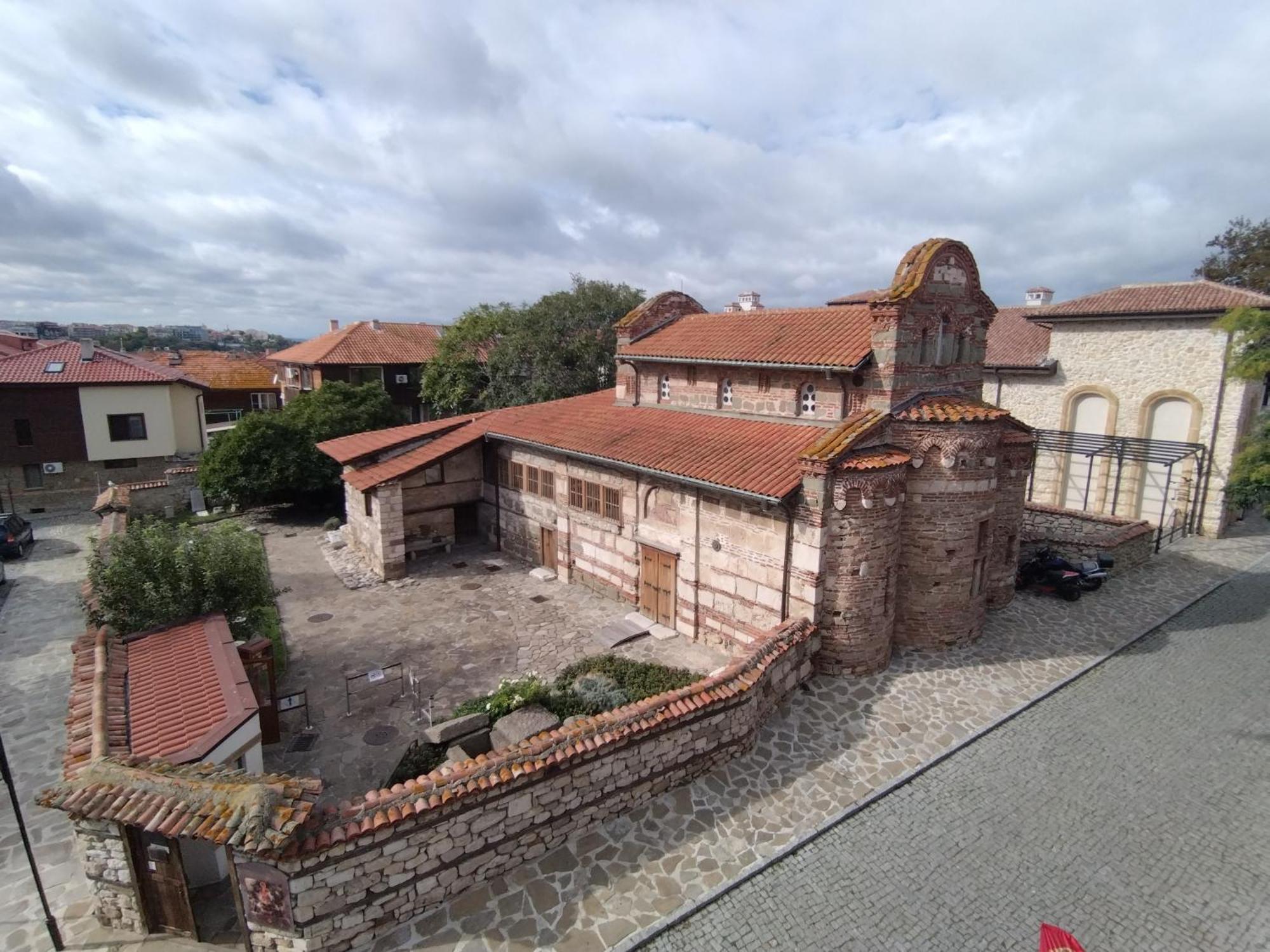 Deluxe Double Room with Castle View,1649894161:JPEG