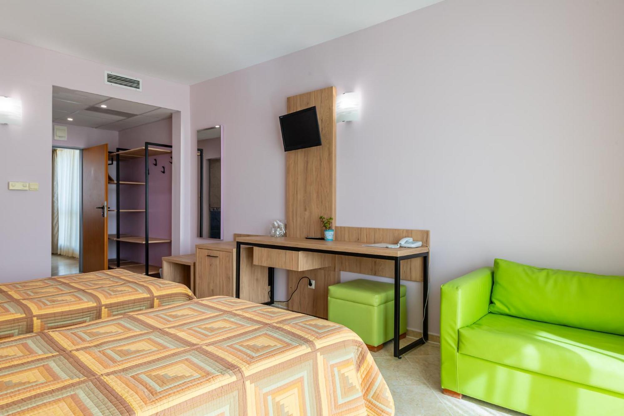 Single Room