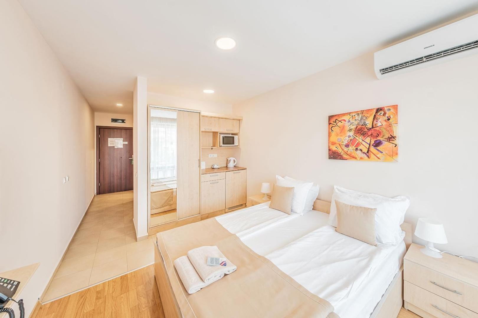 Studio mit Balkon (2 Erwachsene)