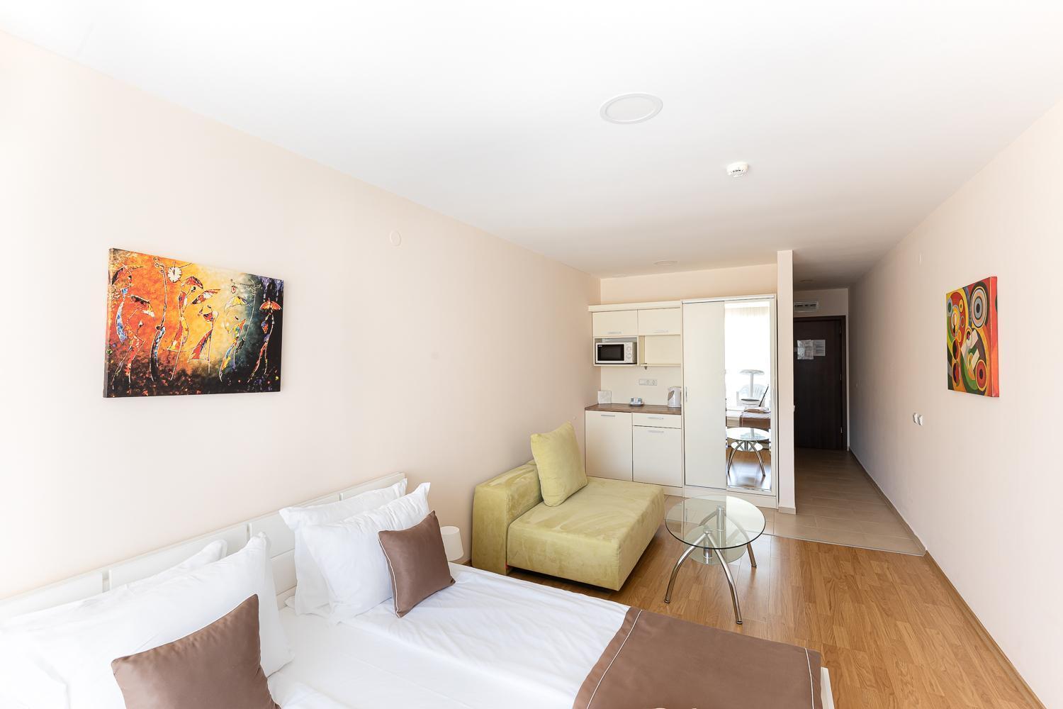 Chambre Familiale avec Balcon (2 Adultes + 1 Enfant)