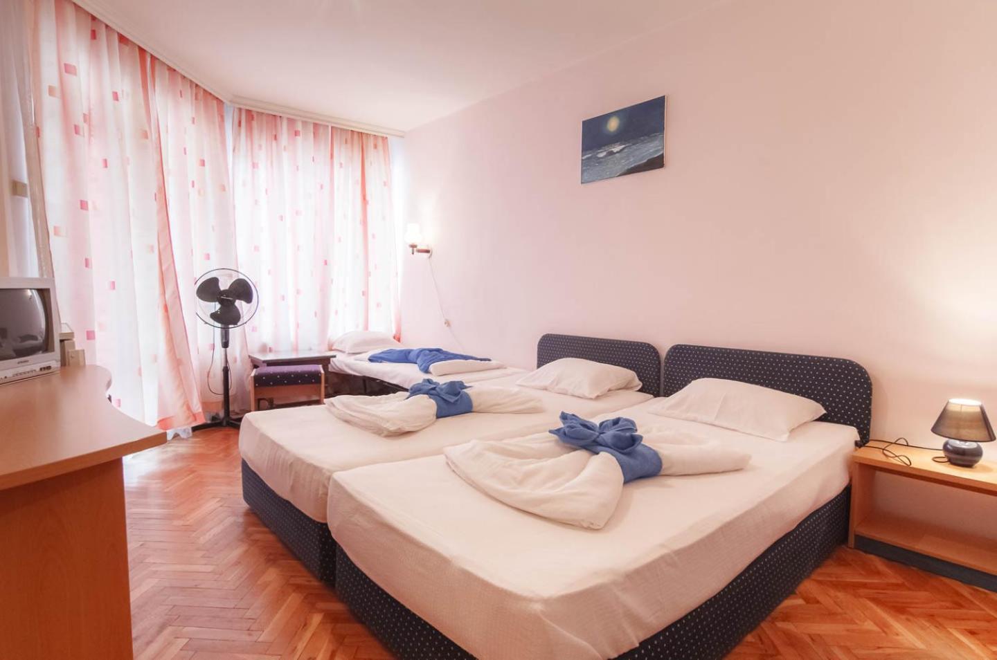 Pokój trzyosobowy z balkonem