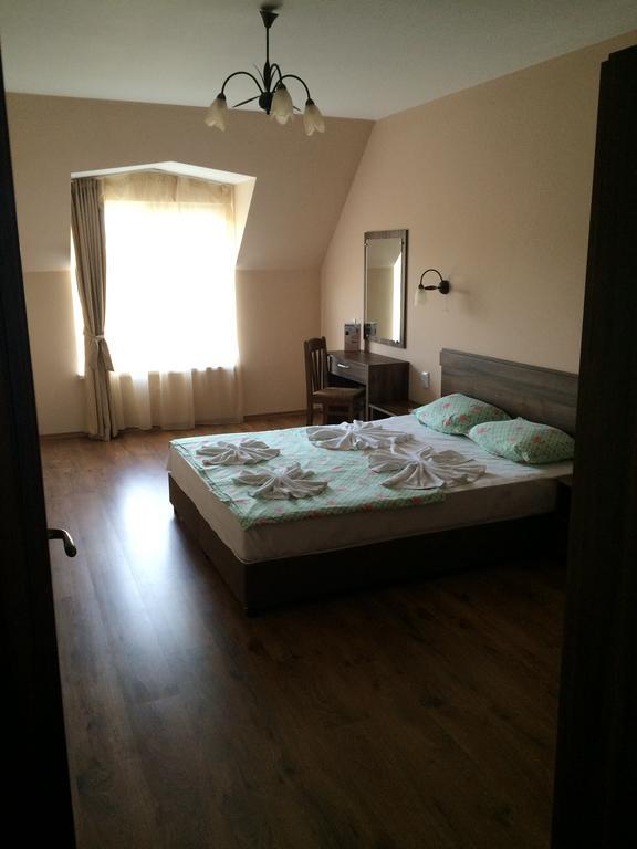 Apartamento de 1 dormitorio con balcón