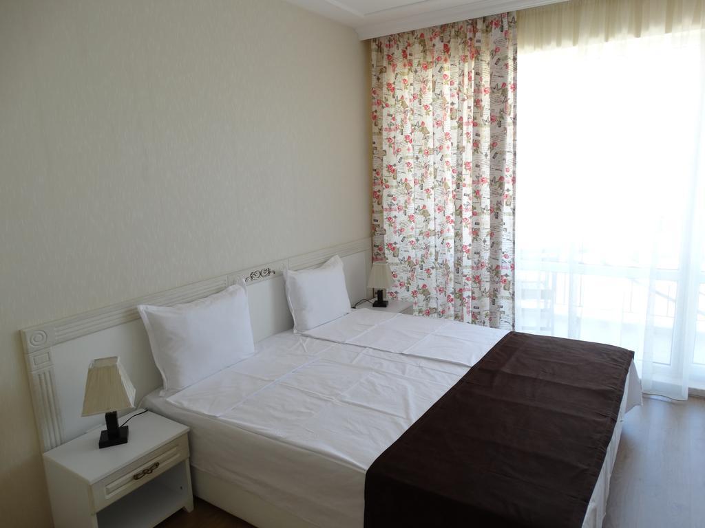 Suite de 1 dormitorio con balcón - WiFi gratis