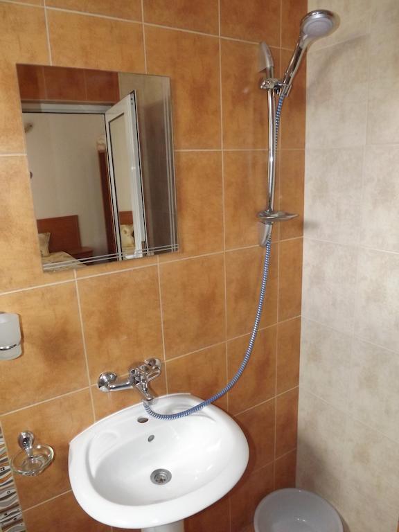 Pokój Trzyosobowy typu Comfort z prysznicem