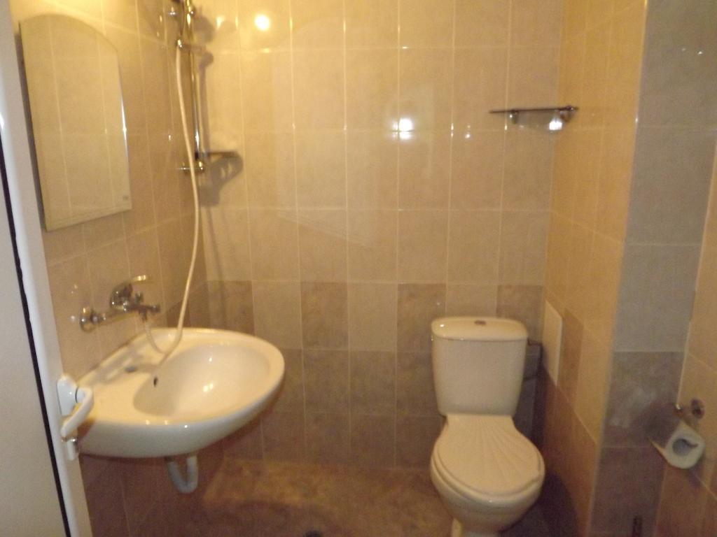 Apartament z 2 sypialniami i balkonem
