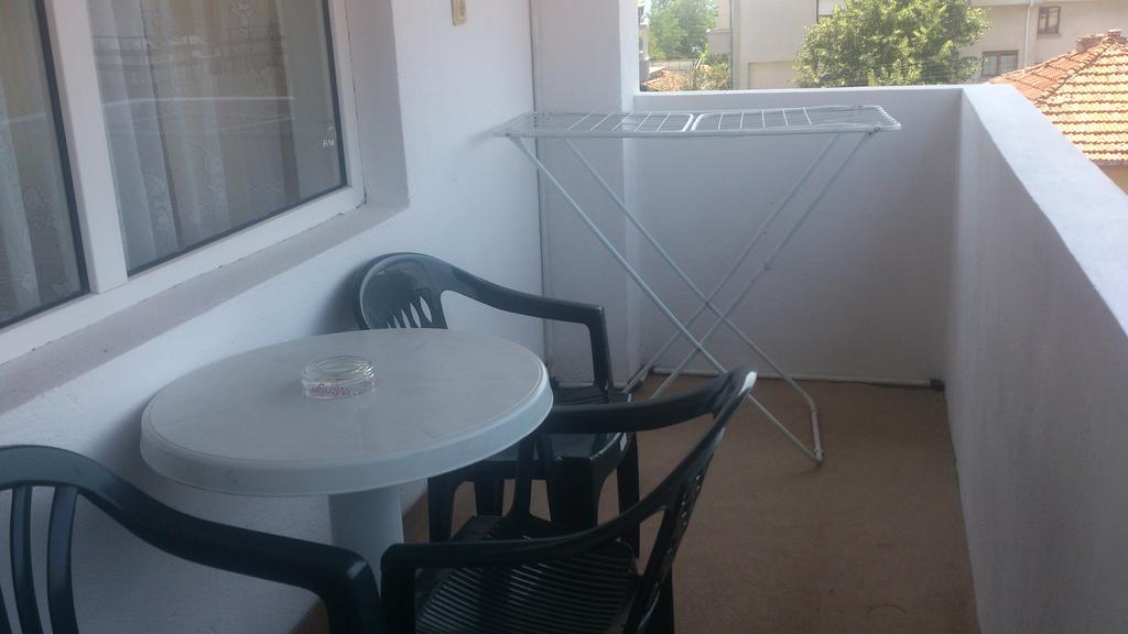 Vierbettzimmer mit Balkon