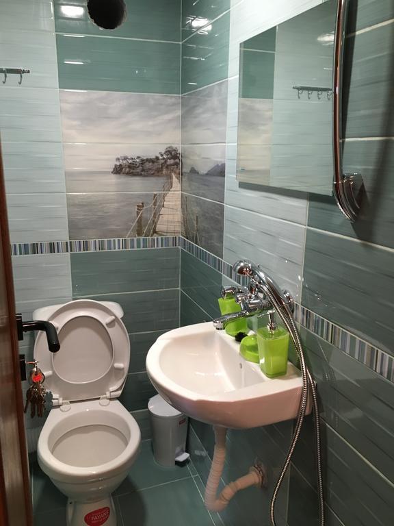 Single Room with Private External Bathroom