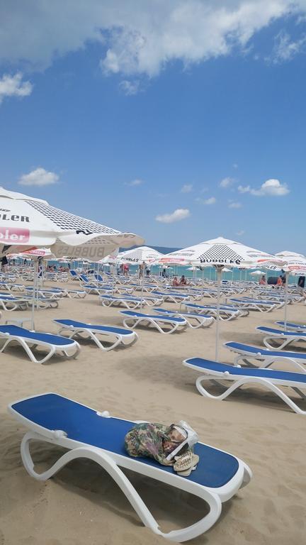 Appartamento con Vista Piscina
