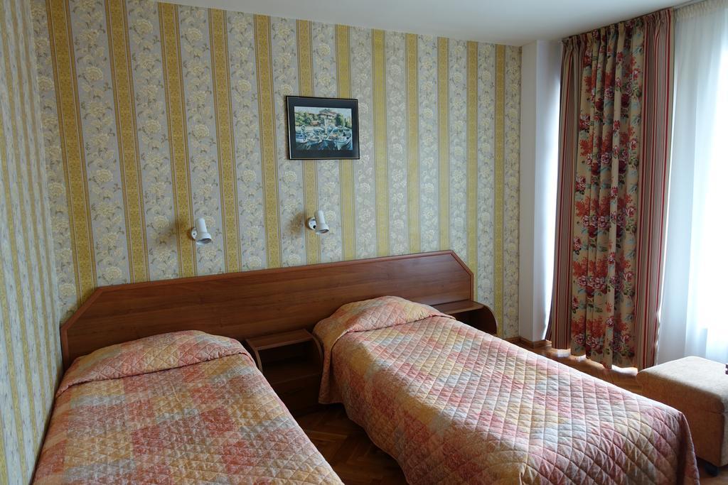 Twin Room with Balcony,577173723:JPEG