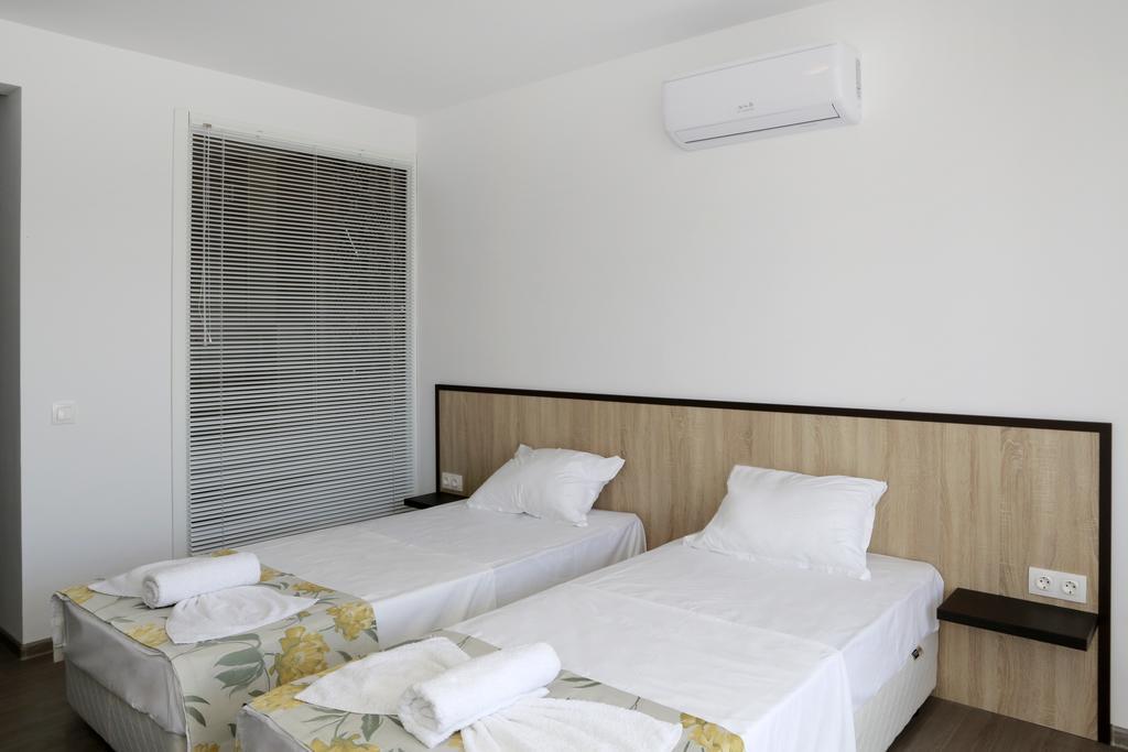 Double Room,445729938:JPEG