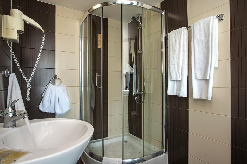 Double or Twin Room (2 Adults + 1 Child),463680252:JPEG