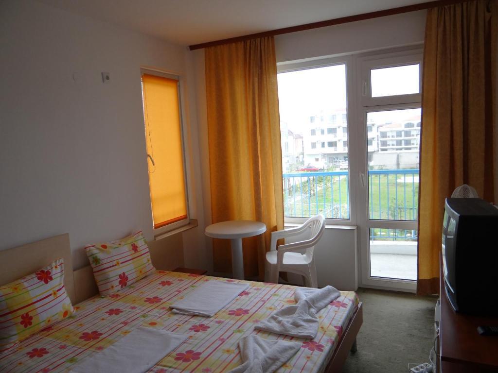 Chambre Double ou Lits Jumeaux Économique avec Balcon