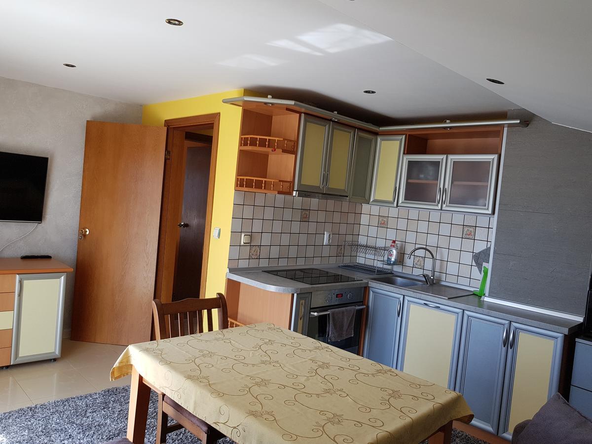 One-Bedroom Apartment,665212251:JPEG