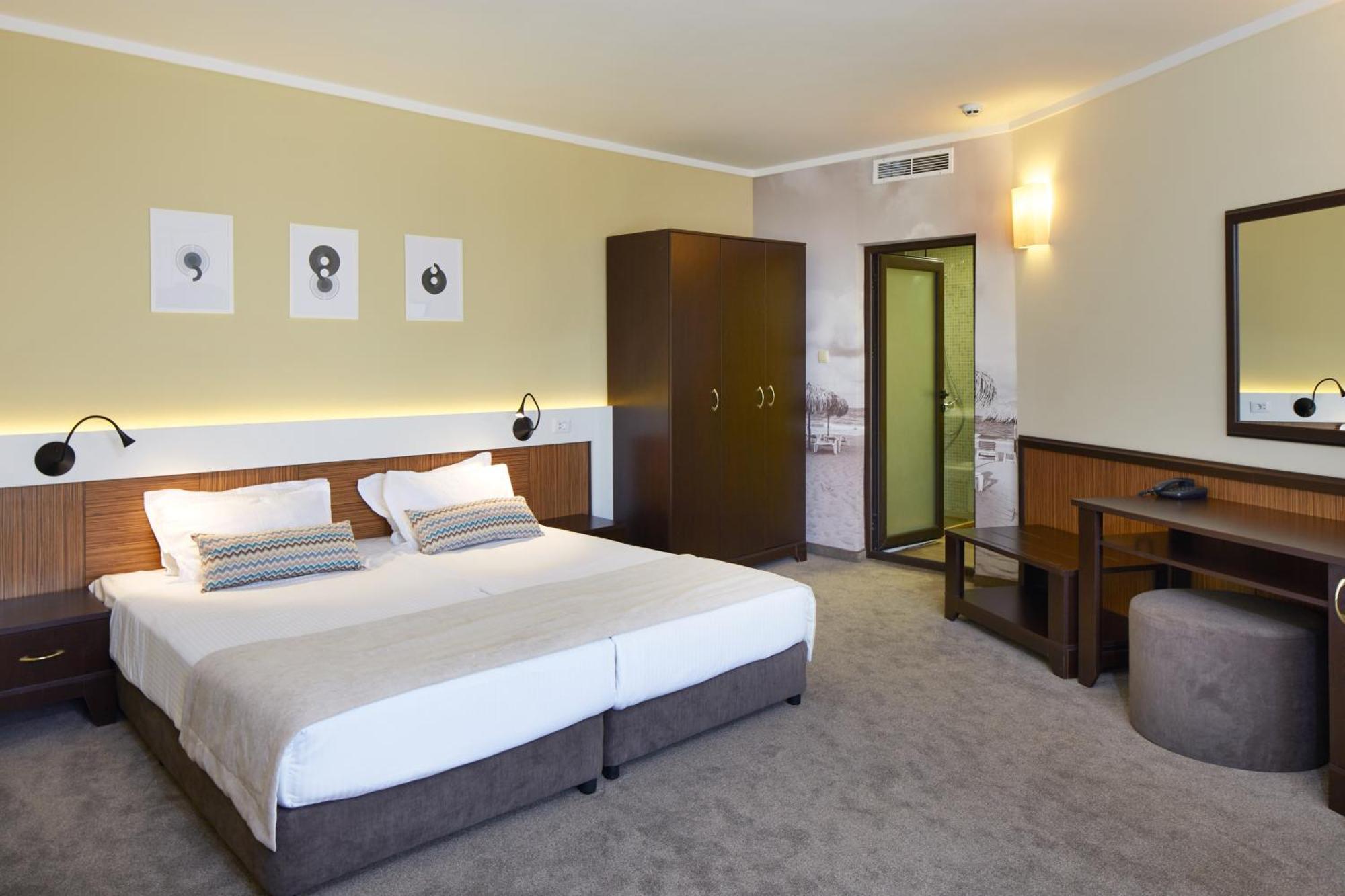 Suite Balcony,1622022614:JPEG