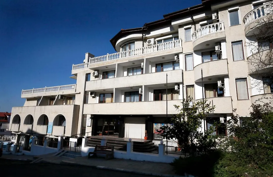 Hotel Corona-1