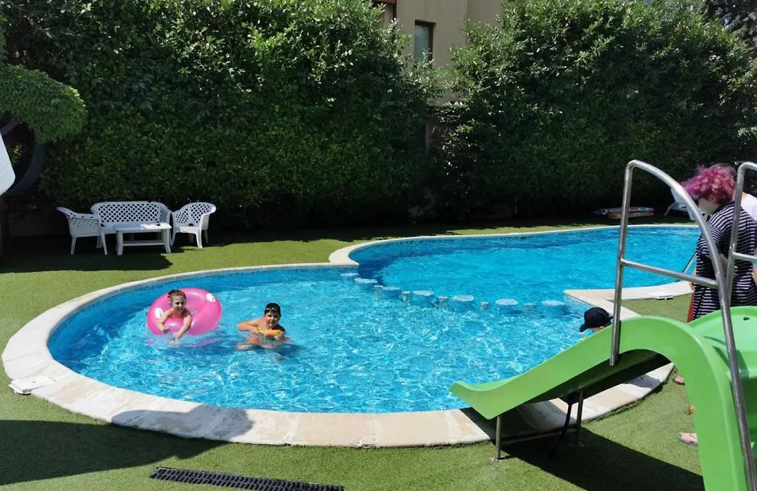Aparthotel Lucky Family-1