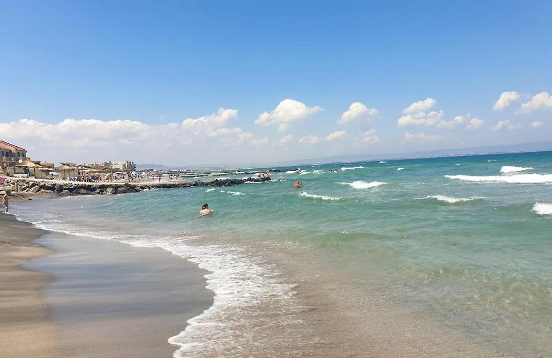 Pomorie Seafront Apartments-1