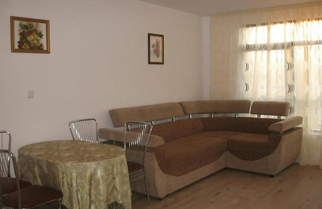 Айвазовский Парк-1