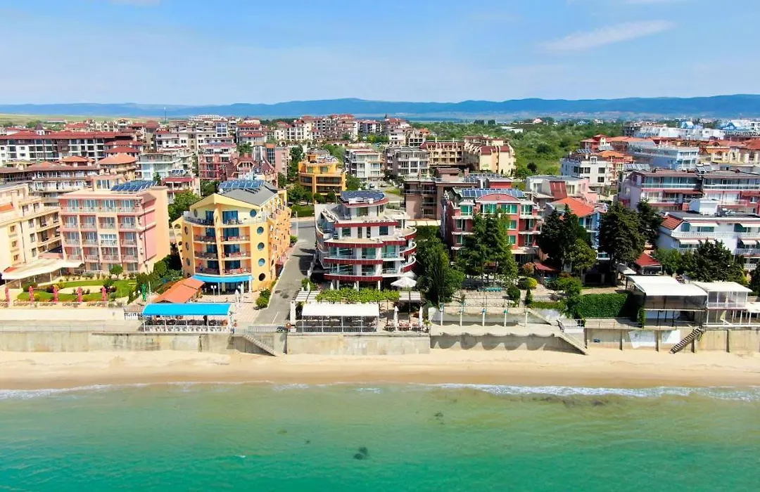 Petrov Family Hotel-1