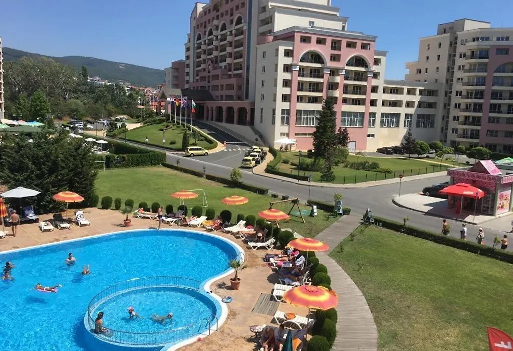 Apartment Sunny Beach Plaza 100 M Sea-1