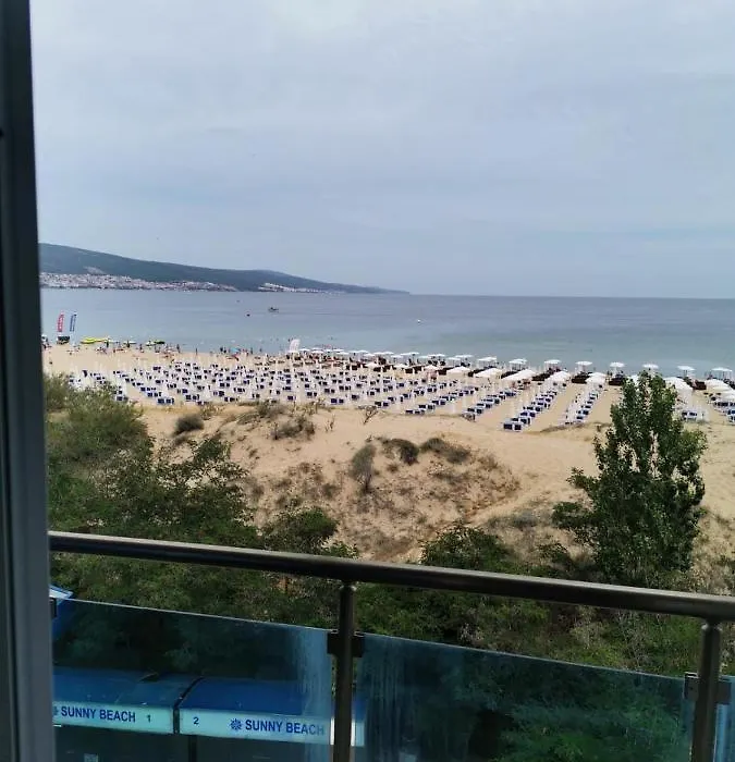 Albena Suite-1