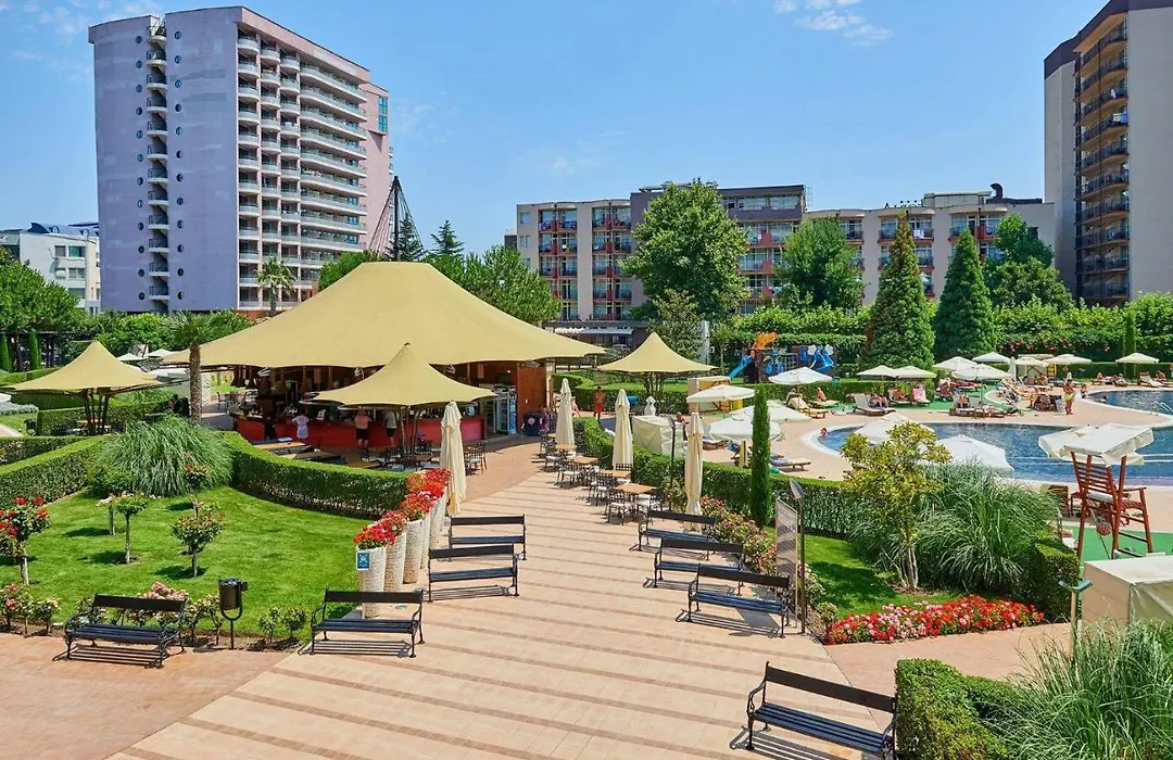 Freedom Beach Apartment With Pool, Gym And Free Transfer-1