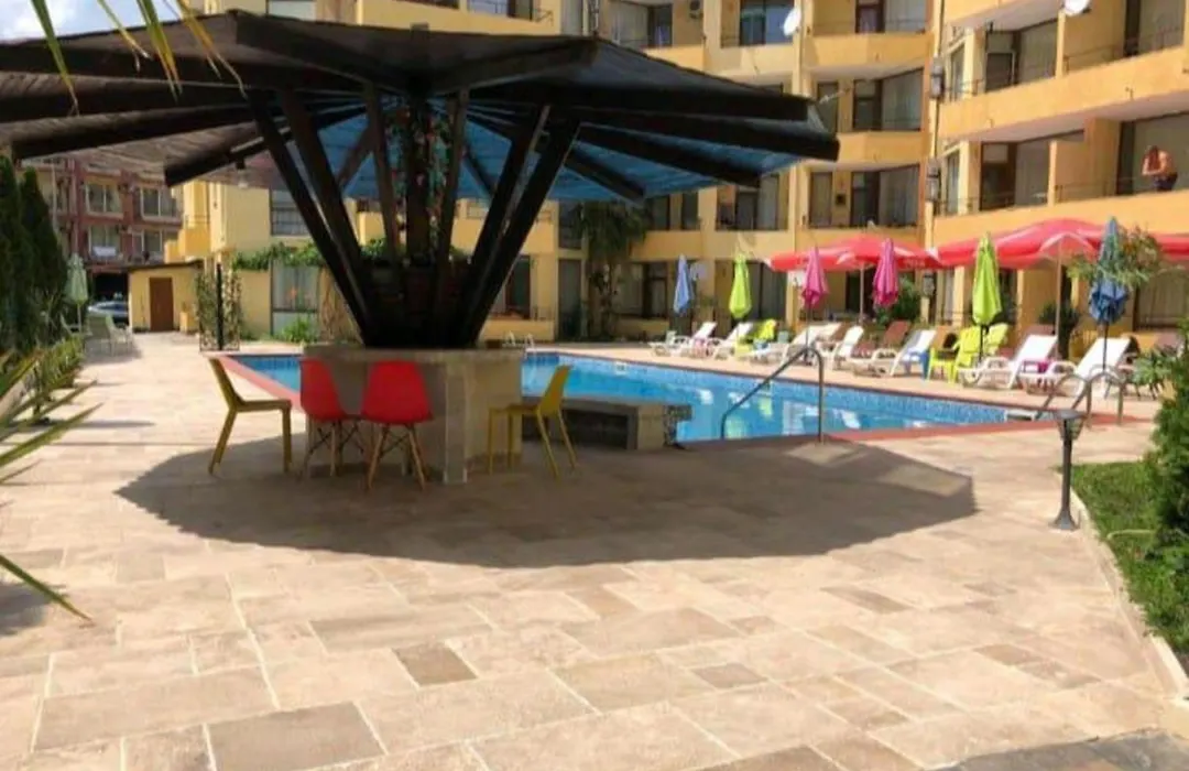 Stylish 1-Bed Apartment In Sunny Beach-1