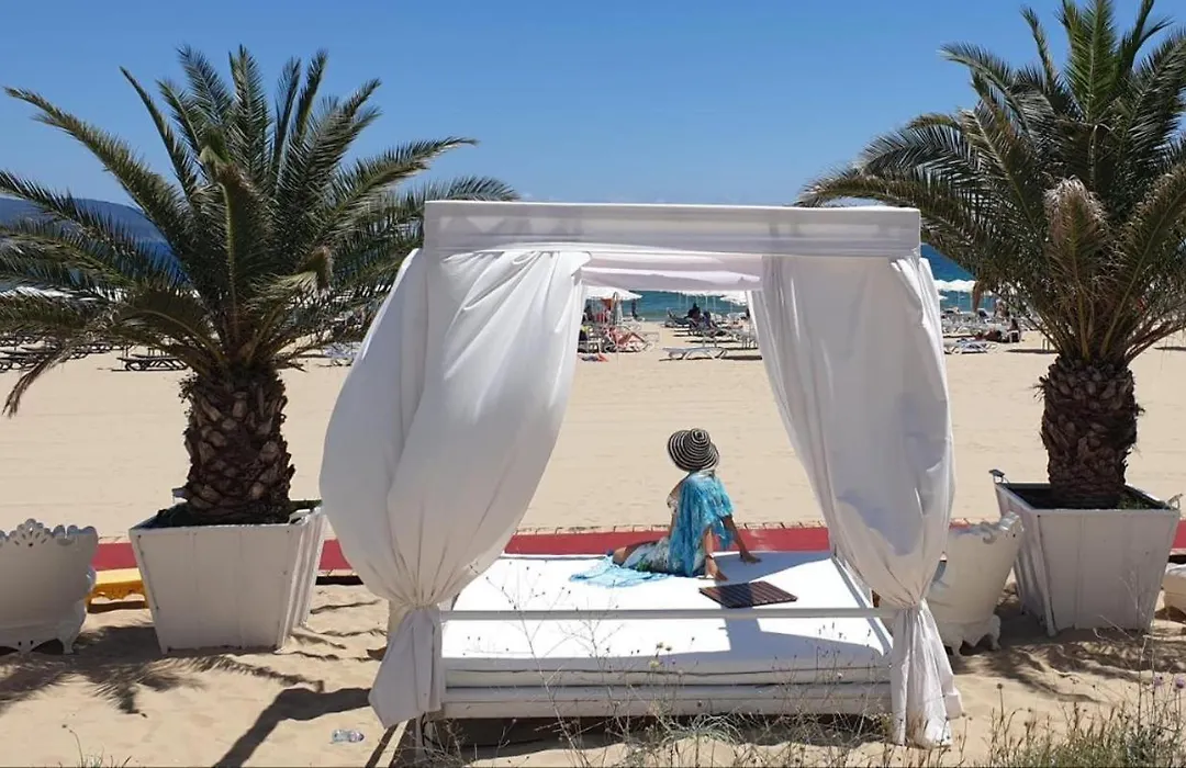 Rose Village - Private Apartment - Bsr - 2-1