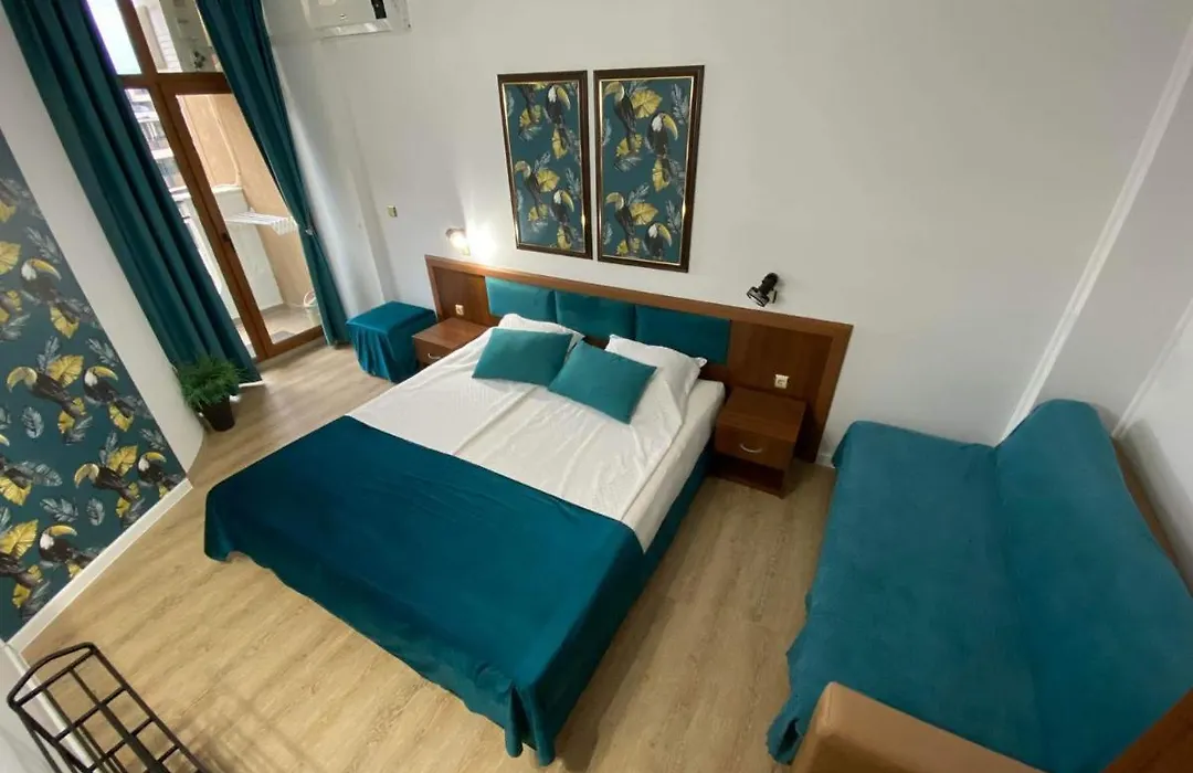 Destination Bulgaria 2000 Grenada Hotel Private Family Apartaments-1