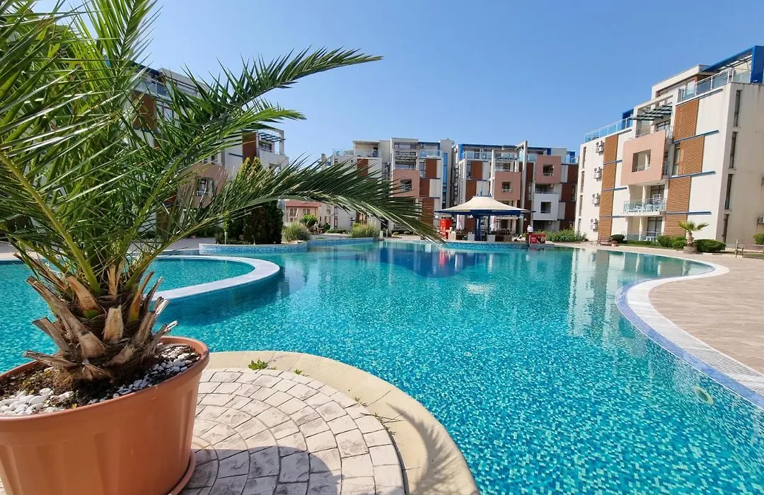 Studio Apartment With Balcony 300M From Beach-1