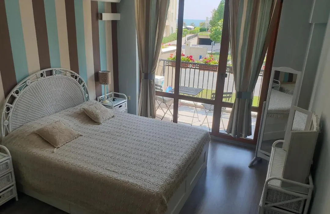 Lilly Apartment Pomorie-1