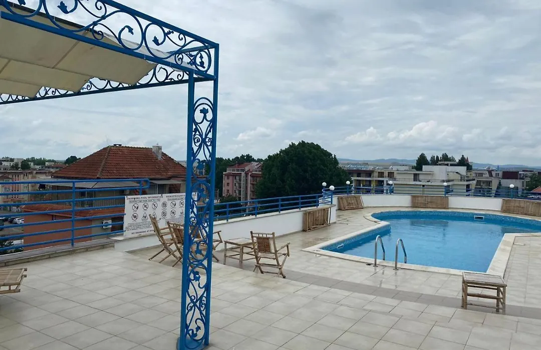 Anastasiia Nautilus Club-1