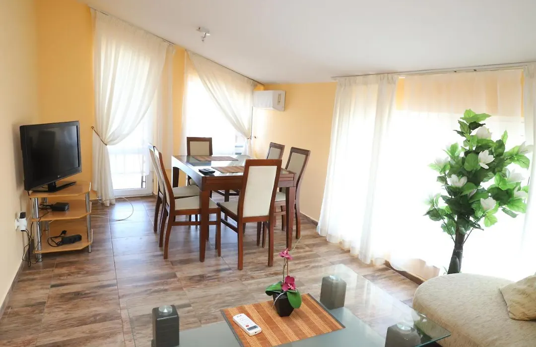 Villa Raya-1