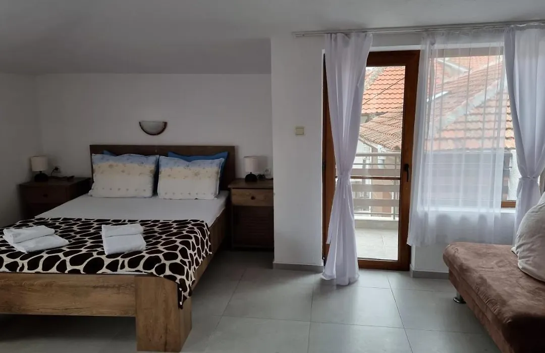 Villa Diamanti Rooms-1