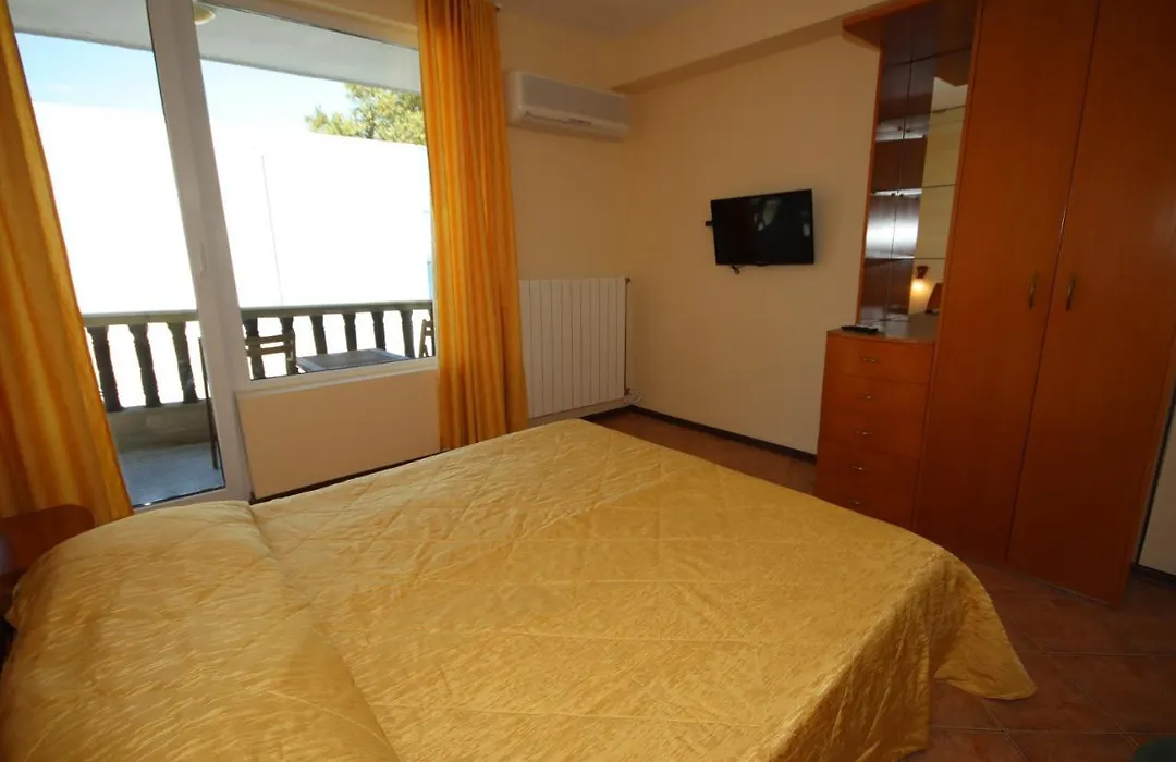 Hotel Continental-1