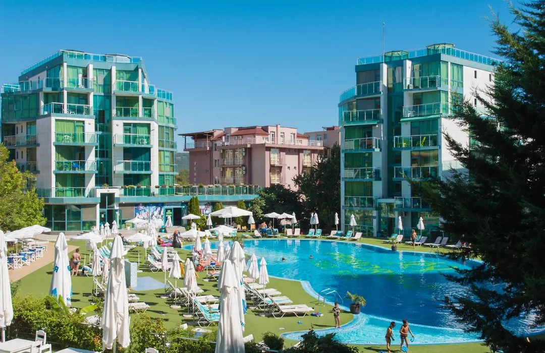 Primorsko Del Sol Apartments-1