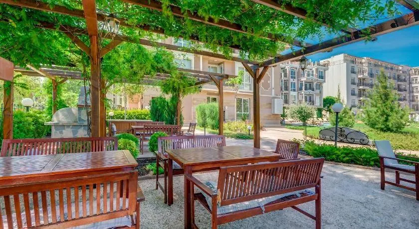 Izida Palace Apartment A30-1