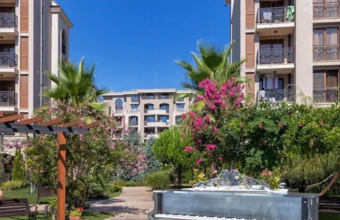 Wunderschoenes 3 Zimmer Appartement In Sunny Beach-1