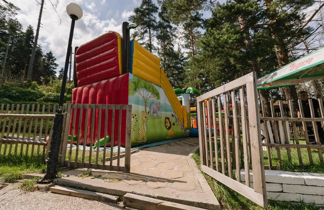 Eco Hotel Zdravetz-1