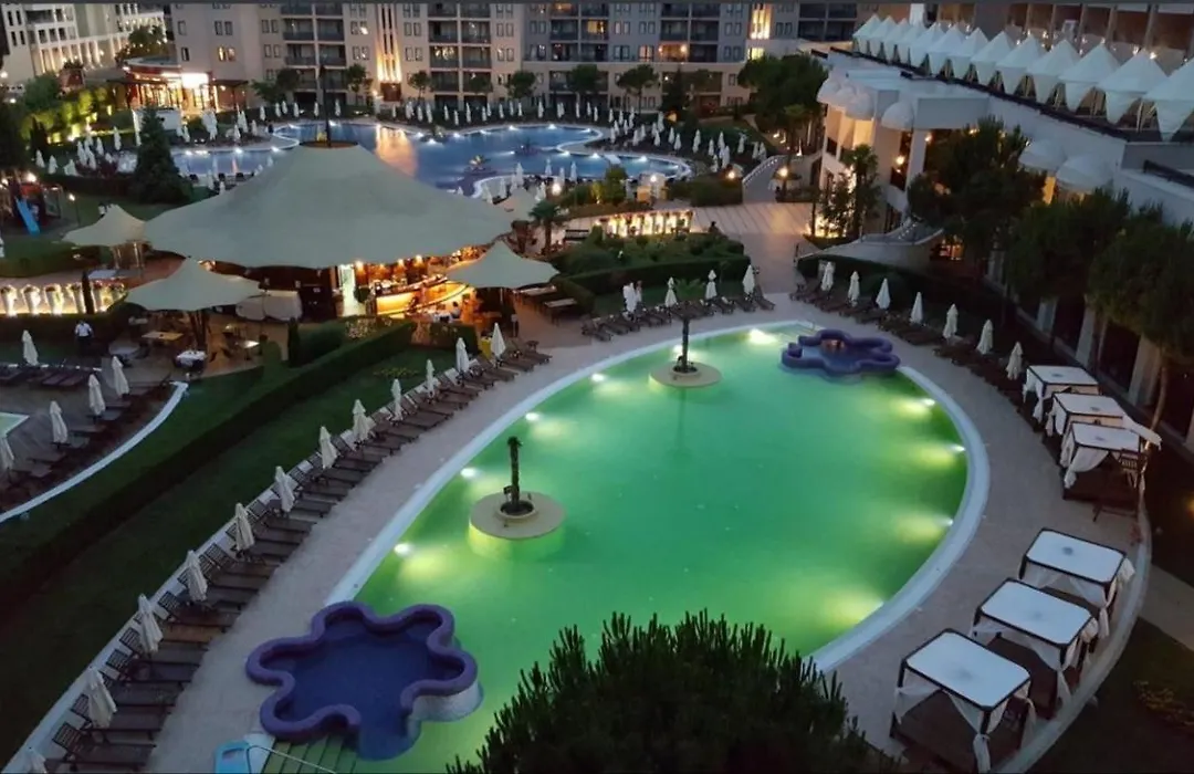 Sunny Beach Private Apartment In 5 Star Hotel - Family Room-1