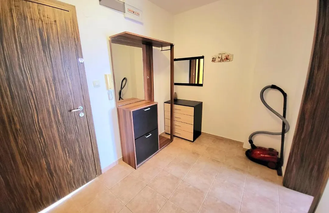 1 Bedroom Apartment In Sunny Dream Complex-1