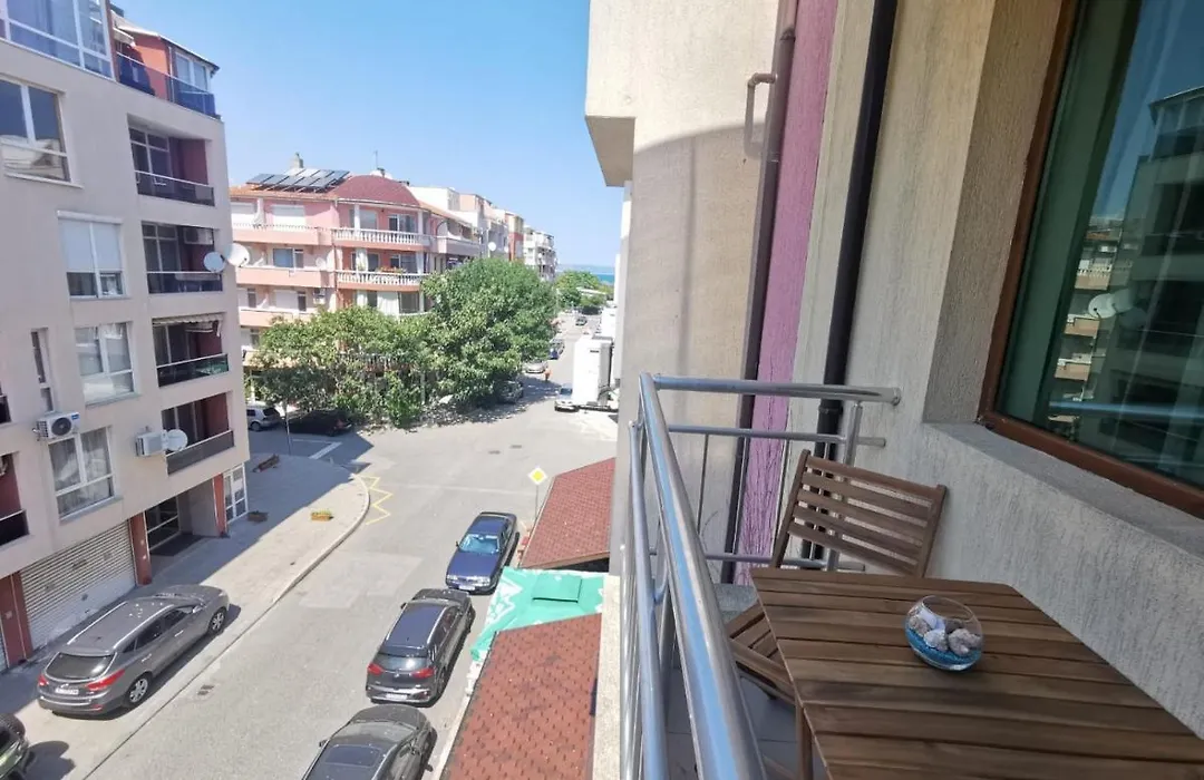 One-Bedroom Apartment In Pomorie-1